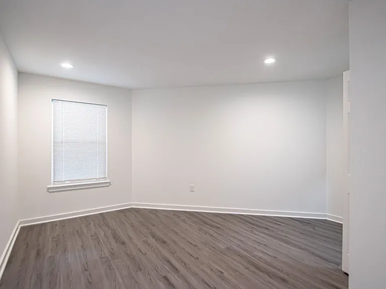 21 Towne Park Court — Photo 10