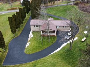 1103 Beechtree Rd, Falls Creek, PA 15840