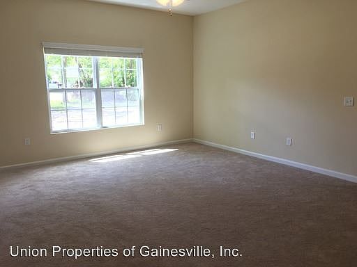 2nd image of 7725 NW 20th Way