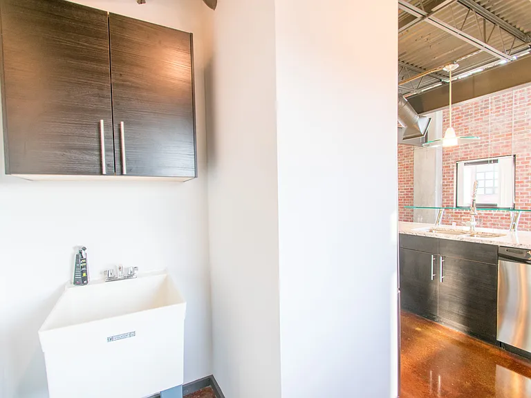 3110 Thomas Ave #502 — Photo 9