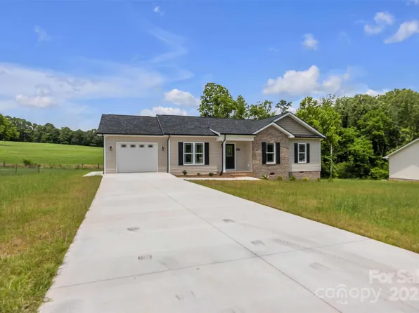 2338 Ellen St, Granite Falls, NC 28630