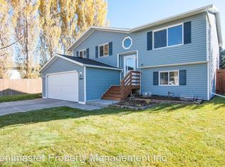 2215 W Saddle Ln, Idaho Falls, ID 83402