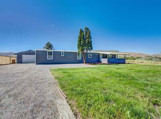 3801 W Rainy Ln, Benton City, WA 99320