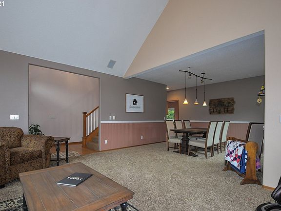 5th image of 19811 NE 153rd Cir