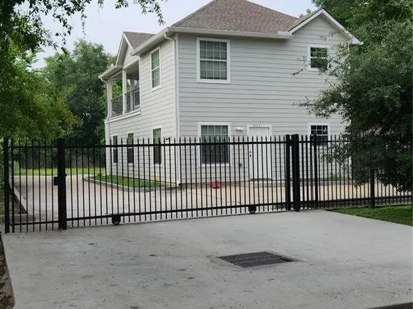 3521 Toliver St, Houston, TX 77093