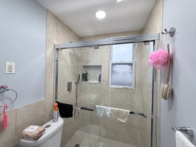 237 Ackerman Ave #4 — Photo 10