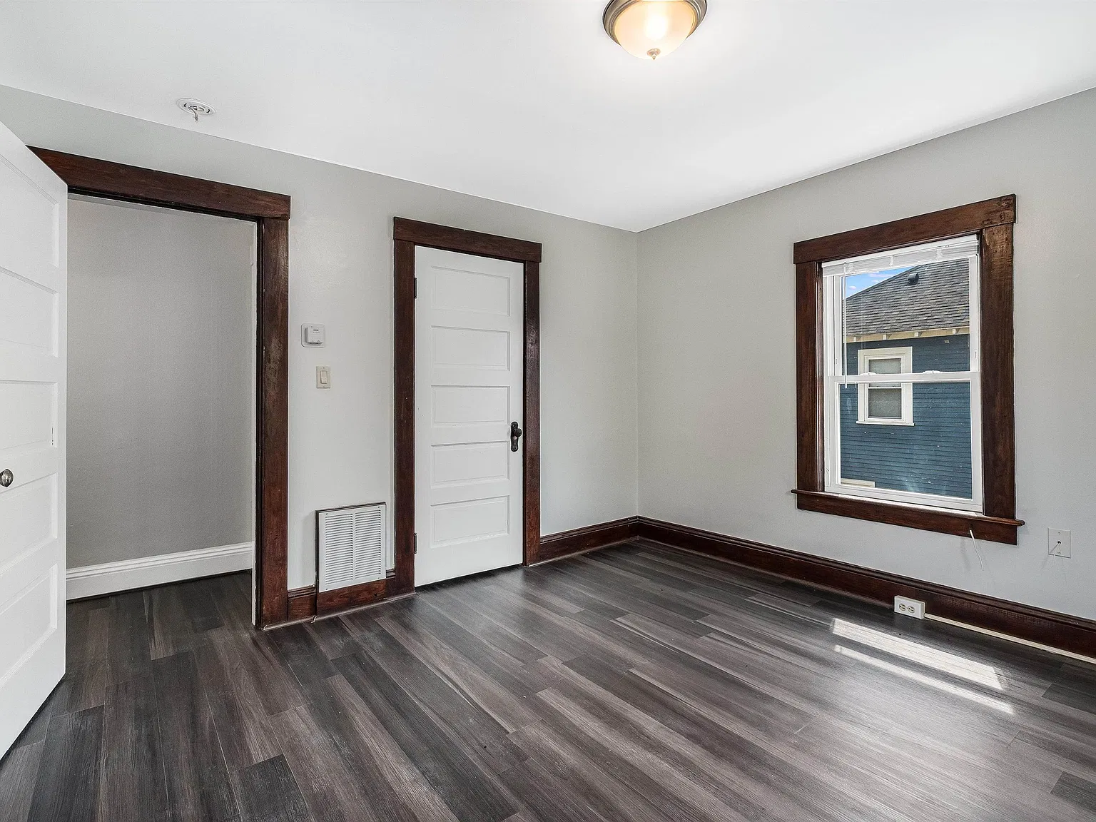 1 bed, 1.0 bath, 1248 sqft, $1,600 — Photo 4