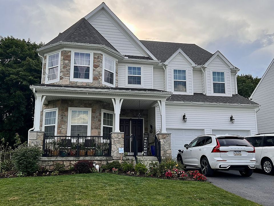 1st image of 108 Lightwood Ct