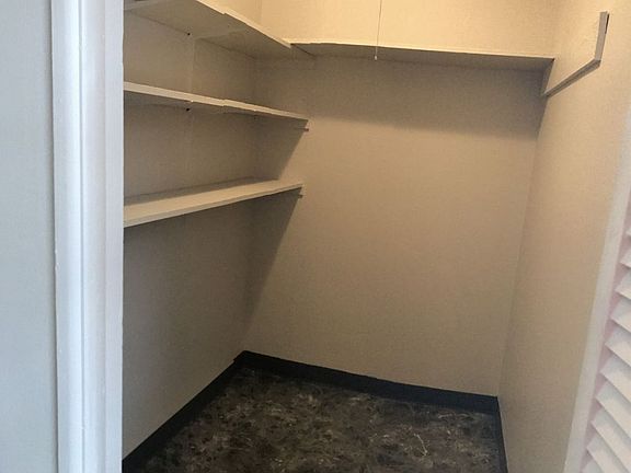 4th image of 3733 Arkwood Ct #B