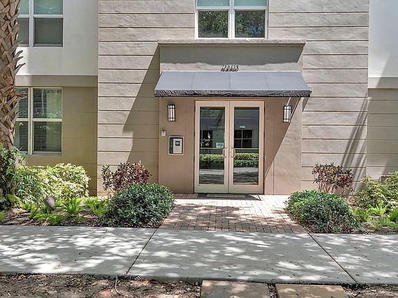 5th image of 2401 NE 65th Street #204