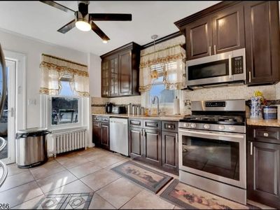 172 Montgomery St, Bloomfield, NJ, 07003