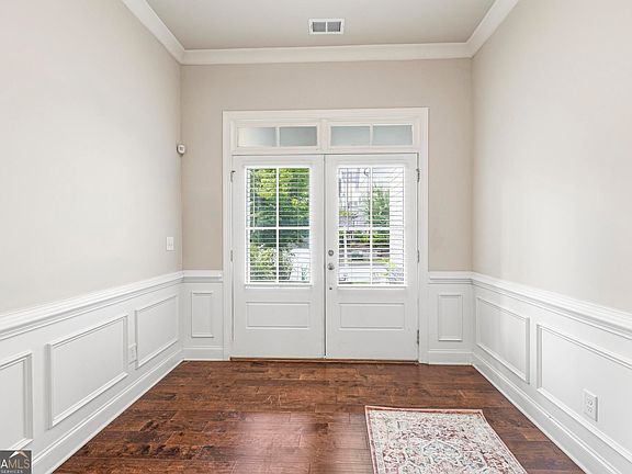 4th image of 313 Senna St
