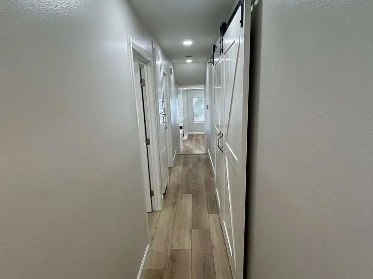 1723 W Balboa Blvd #A — Photo 21