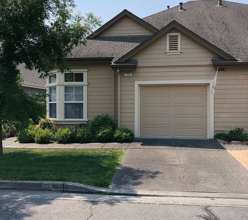 1st image of 738 Tommy Dorsey Ct