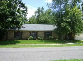 2648 Cardinal Dr, Marrero, LA 70072