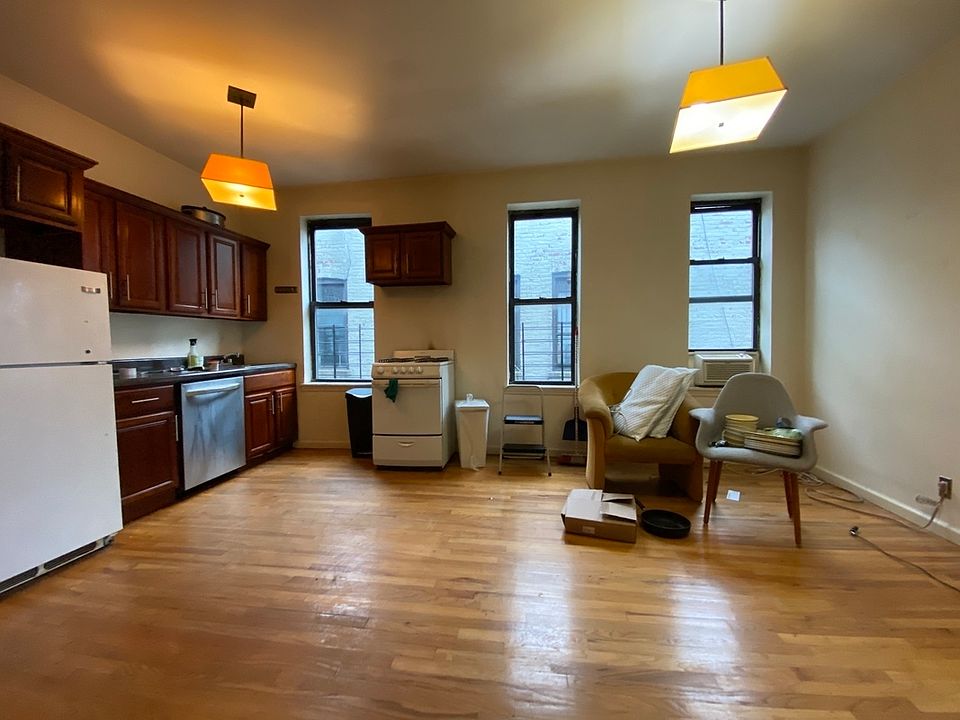 1st image of 1061 Bergen St #4L