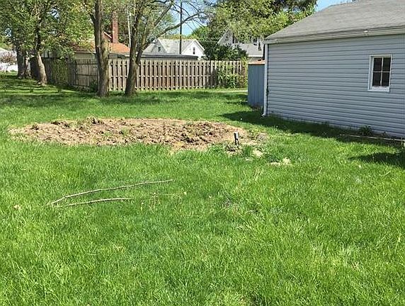 4th image of 111 Bassett Ave