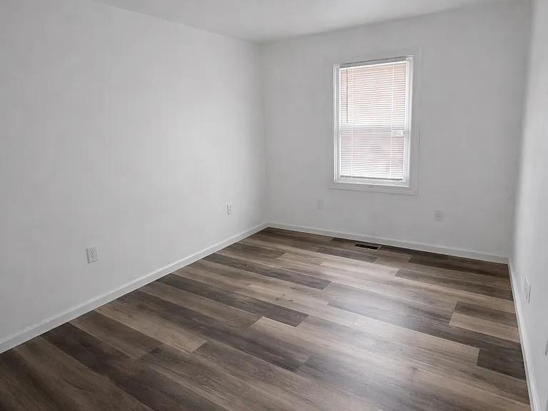 25 Hackberry St — Photo 11