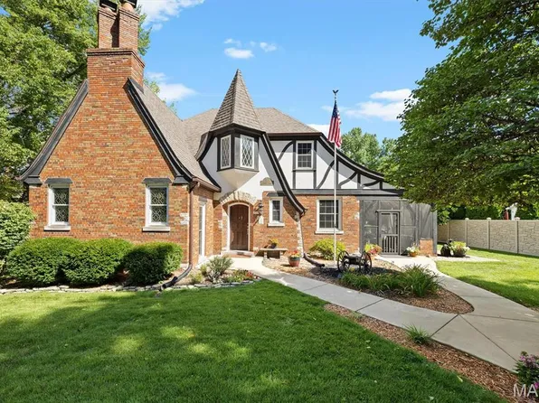105 Florence St, Lebanon, IL 62254
