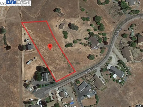 3295 Flint Trl, Ione, CA 95640