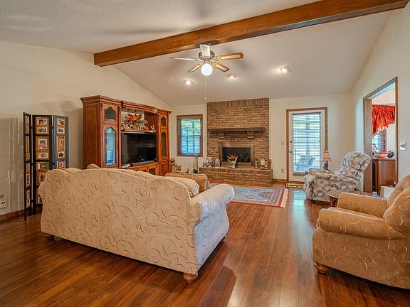 4th image of 4144 Greenland Dr
