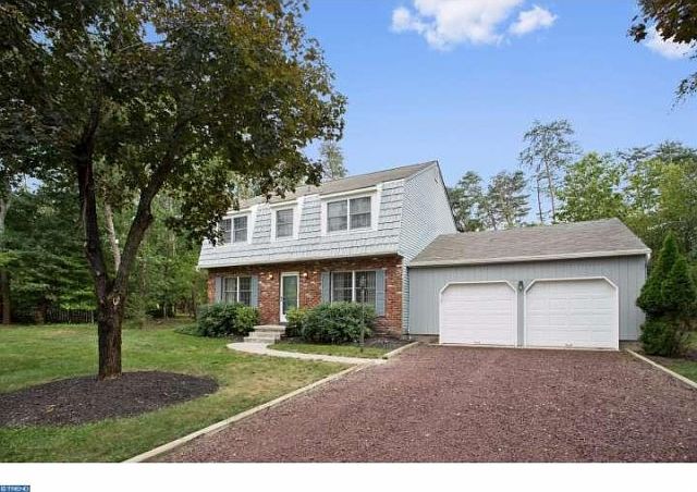 1st image of 32 Cochise Cir