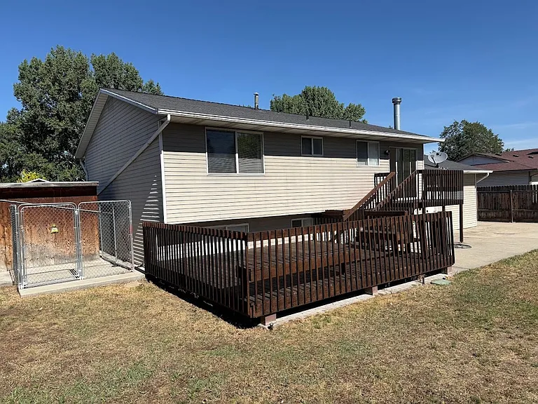 927 S 1635 W — Photo 36