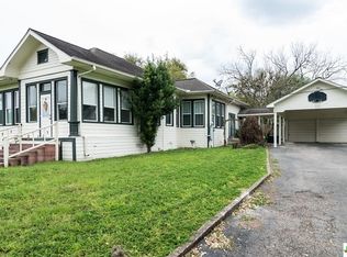 646 W High St, Goliad, TX 77963