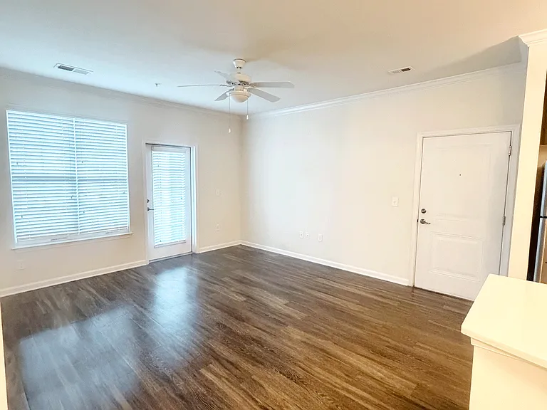 Belmont at Tryon Apartments — Photo 96