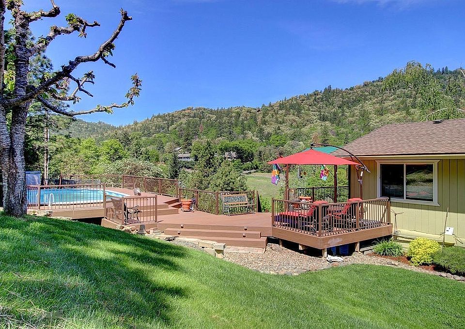 Amazing views/Entertainment