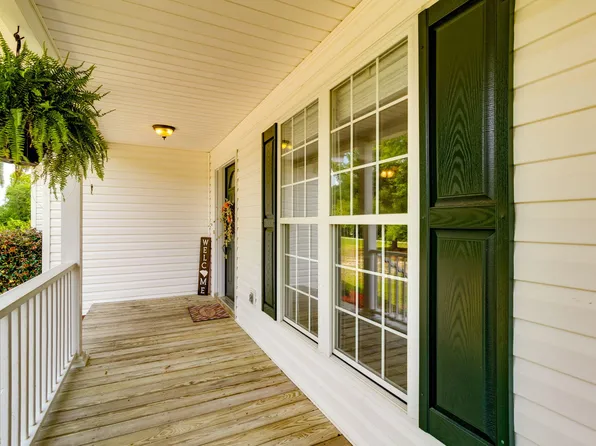 1086 Main St, Pelion, SC 29123