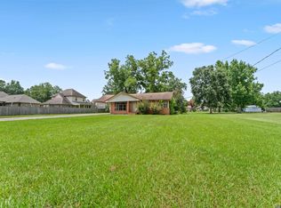 8845 Hill Dr, Baton Rouge, LA 70809