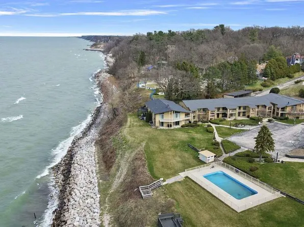 4150 Ridge Rd APT 12, Stevensville, MI 49127
