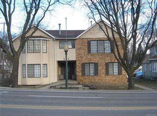528 W University Dr, Rochester, MI 48307