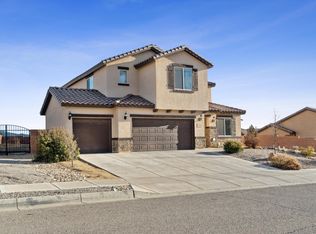 712 Palo Alto Dr NE, Rio Rancho, NM 87124