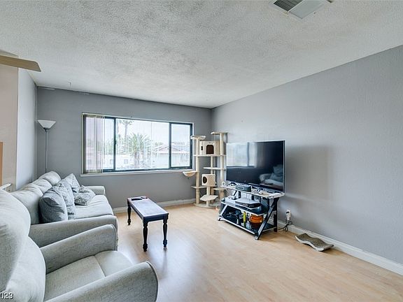 2nd image of 6945 Surrey Ct
