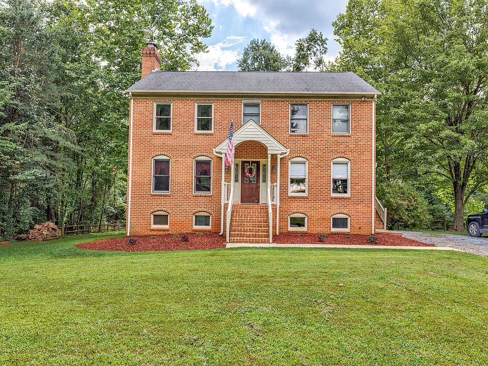 1st image of 234 New London Dr
