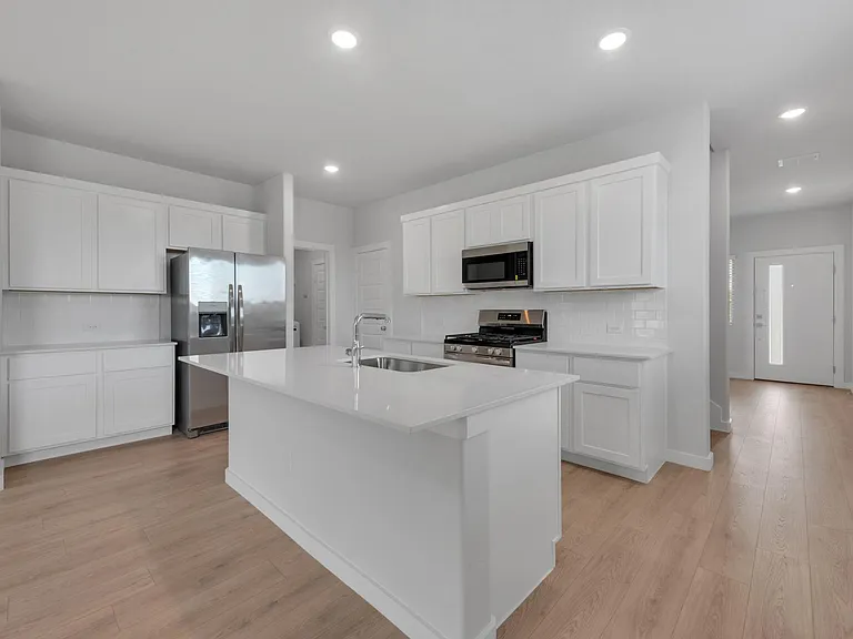 606 Green Grass Dr — Photo 9
