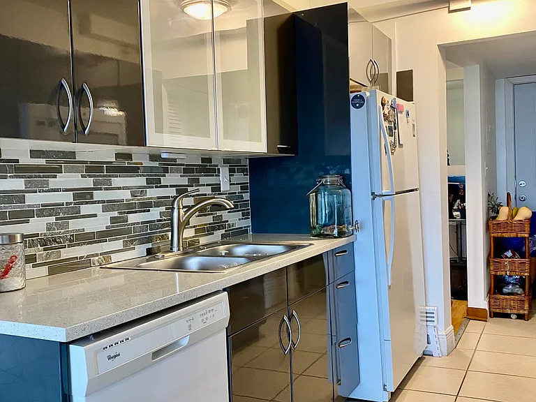 1750 NE 191st St #600 — Photo 11