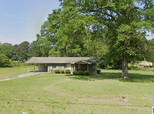 2082 Nixon Rd, Bessemer, AL 35022