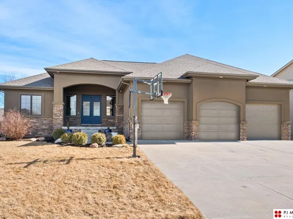 12123 S 79th St, Papillion, NE 68046