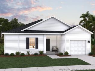 77 Knoll Top Ct, Spring Lake, NC 28390