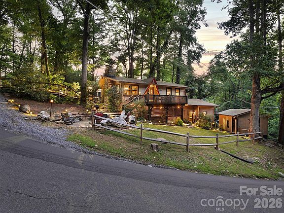 2nd image of 290 Dogwood Dr