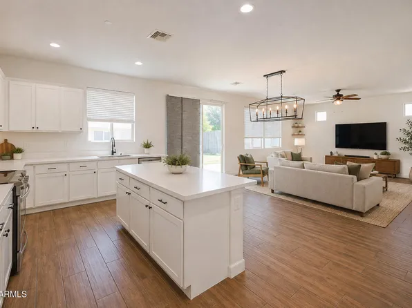 18263 W WILLIAMS Road, Surprise, AZ 85387