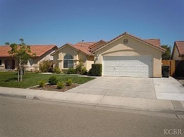 3rd image of 1425 Payne Dr