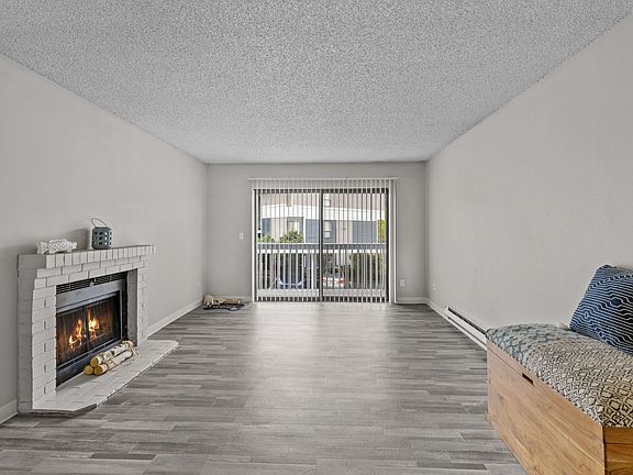 4th image of 1455 S Puget Dr APT G201