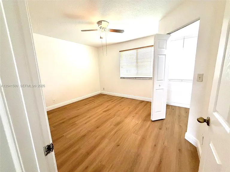 2560 Cordoba Bnd #2560 — Photo 11