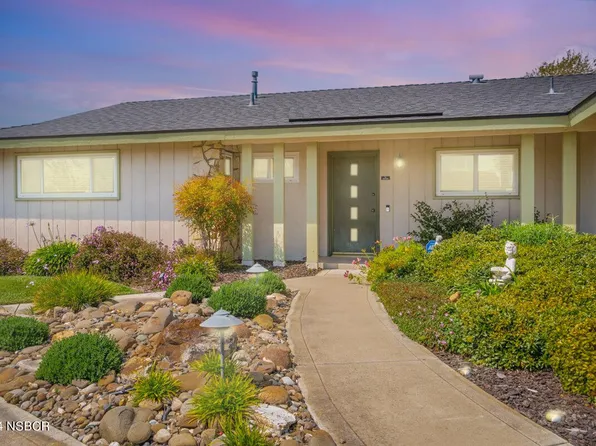 3650 Lakeview Ct, Santa Maria, CA 93455