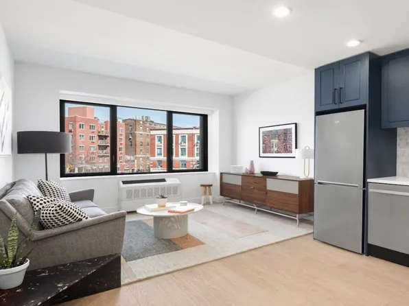 475 Clermont Avenue image 8 of 23