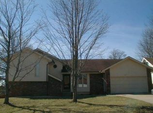 1512 W Highland St, Springfield, MO 65807